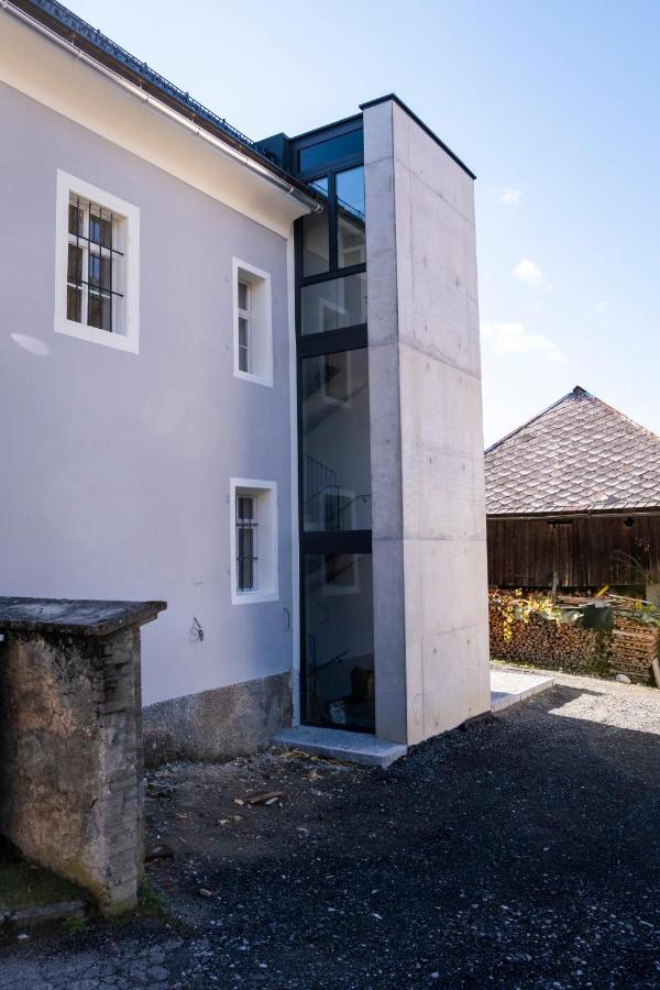 Alter Pfarrhof Egg Apartment Hermagor-Pressegger See Luaran gambar
