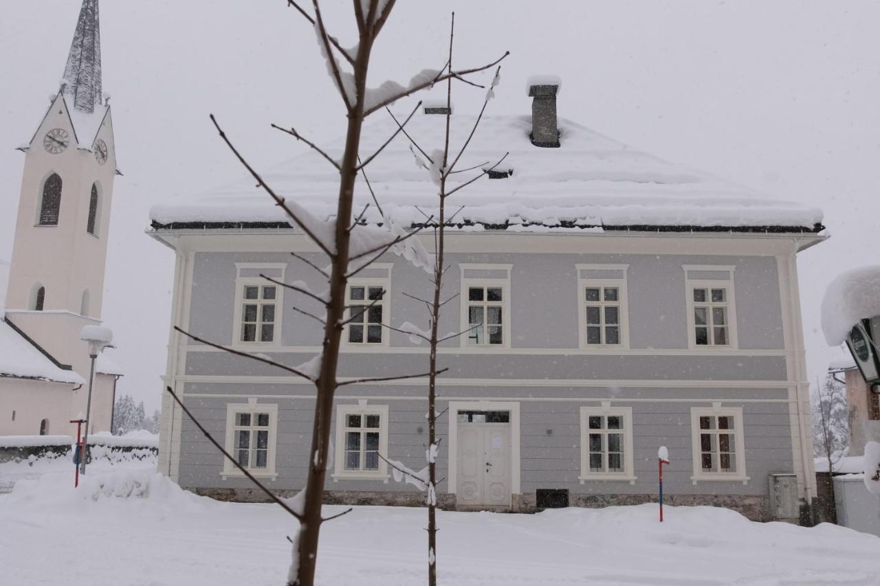 Alter Pfarrhof Egg Apartment Hermagor-Pressegger See Luaran gambar